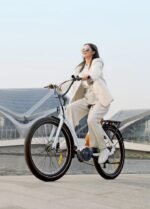 ENGWE P275 Step-thru Electric Bike  - UK - Image 2